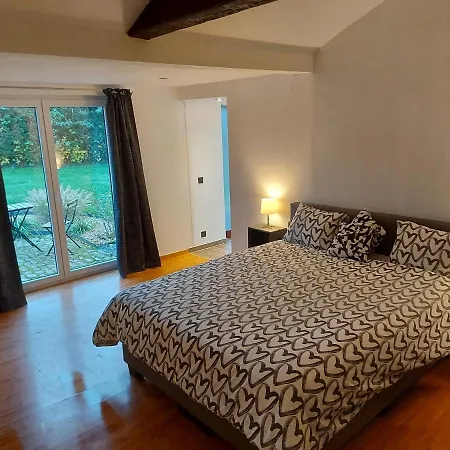 펜션 L'ephem'heer Hastiere-par-dela